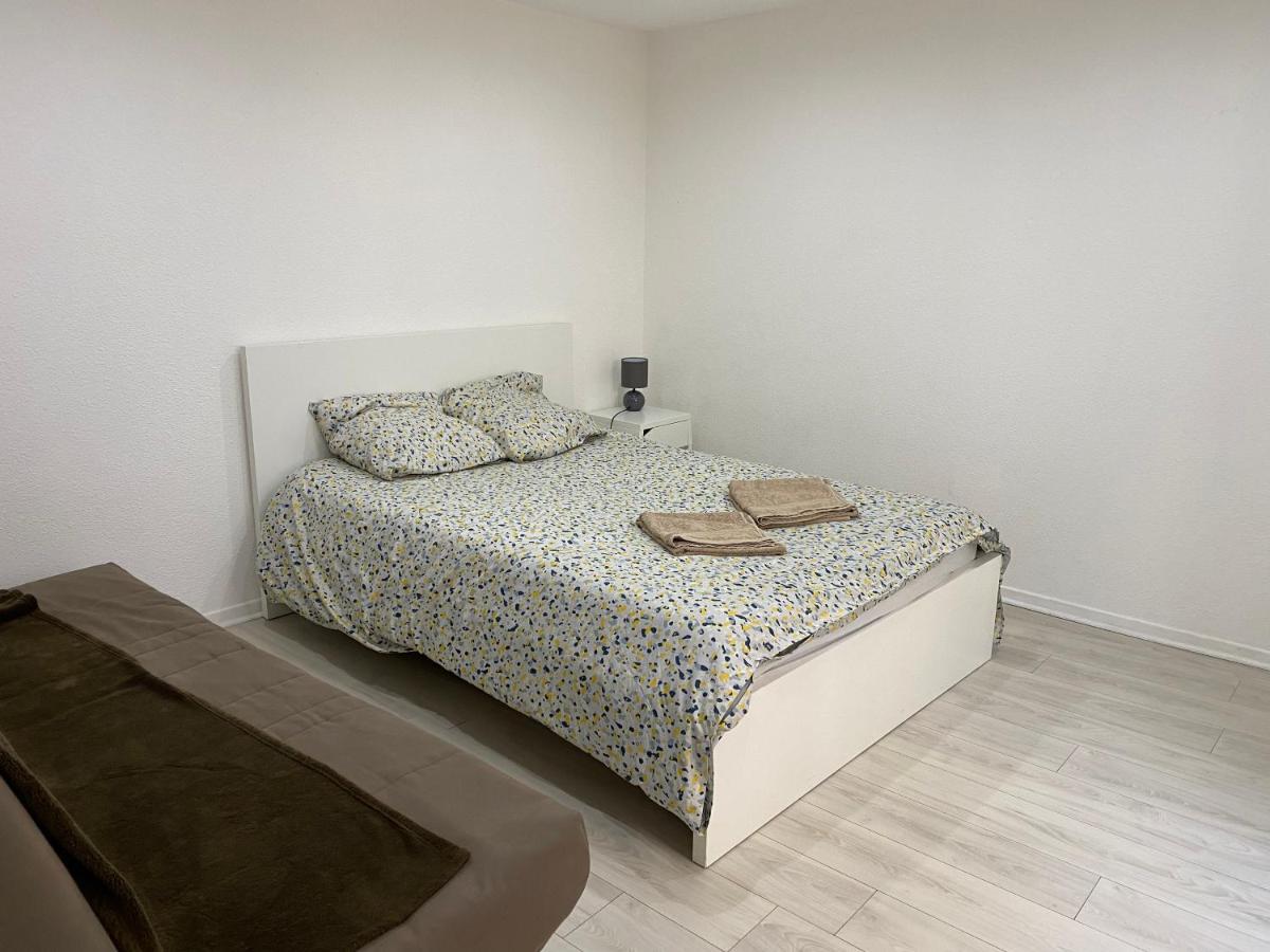 Appartement 2Eme Etage 42M2 Hyper Centre Ville / Parking Gratuit Riom Exterior foto